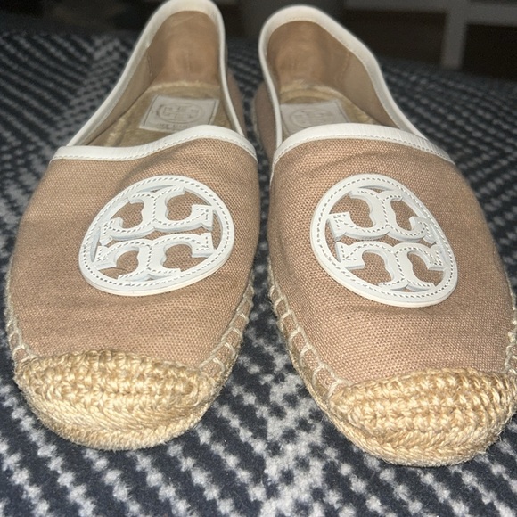 Tory Burch espadrille flats tan size 7.5 - Picture 2 of 6